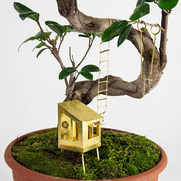 Tiny Treehouse